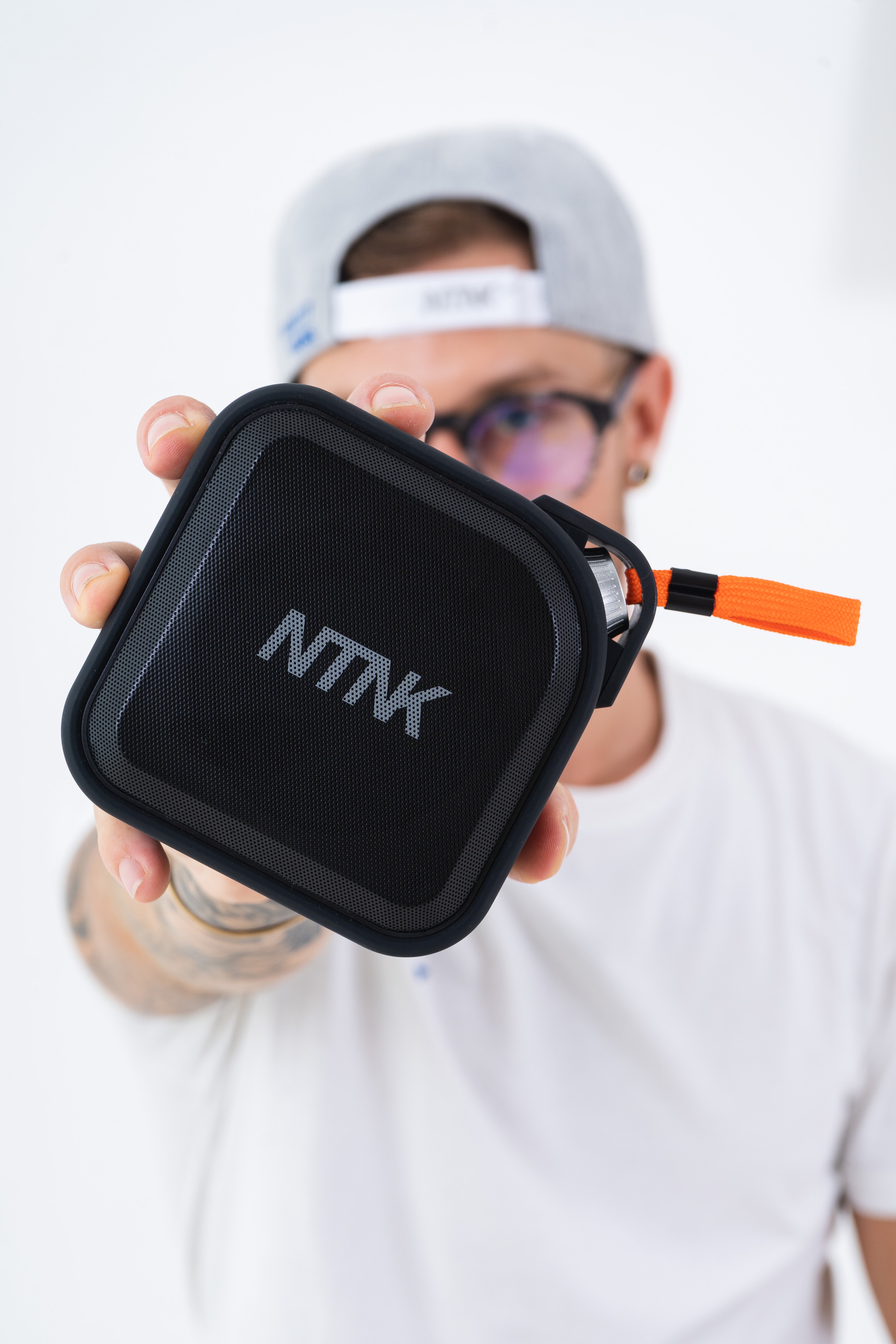 X1-Pro-thumbmail-4